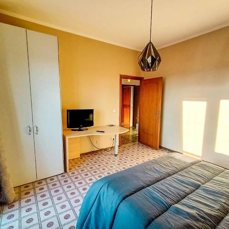 Malu House Bed and Breakfast Φιουμιτσίνο Εξωτερικό φωτογραφία