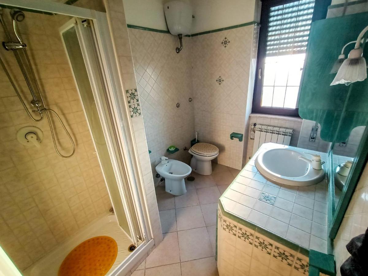 Malu House Bed and Breakfast Φιουμιτσίνο Εξωτερικό φωτογραφία